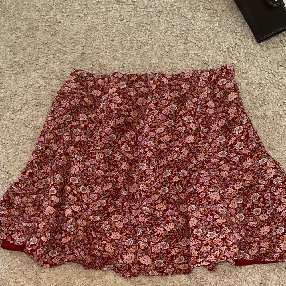 American Eagle Vintage Floral Red Skirt